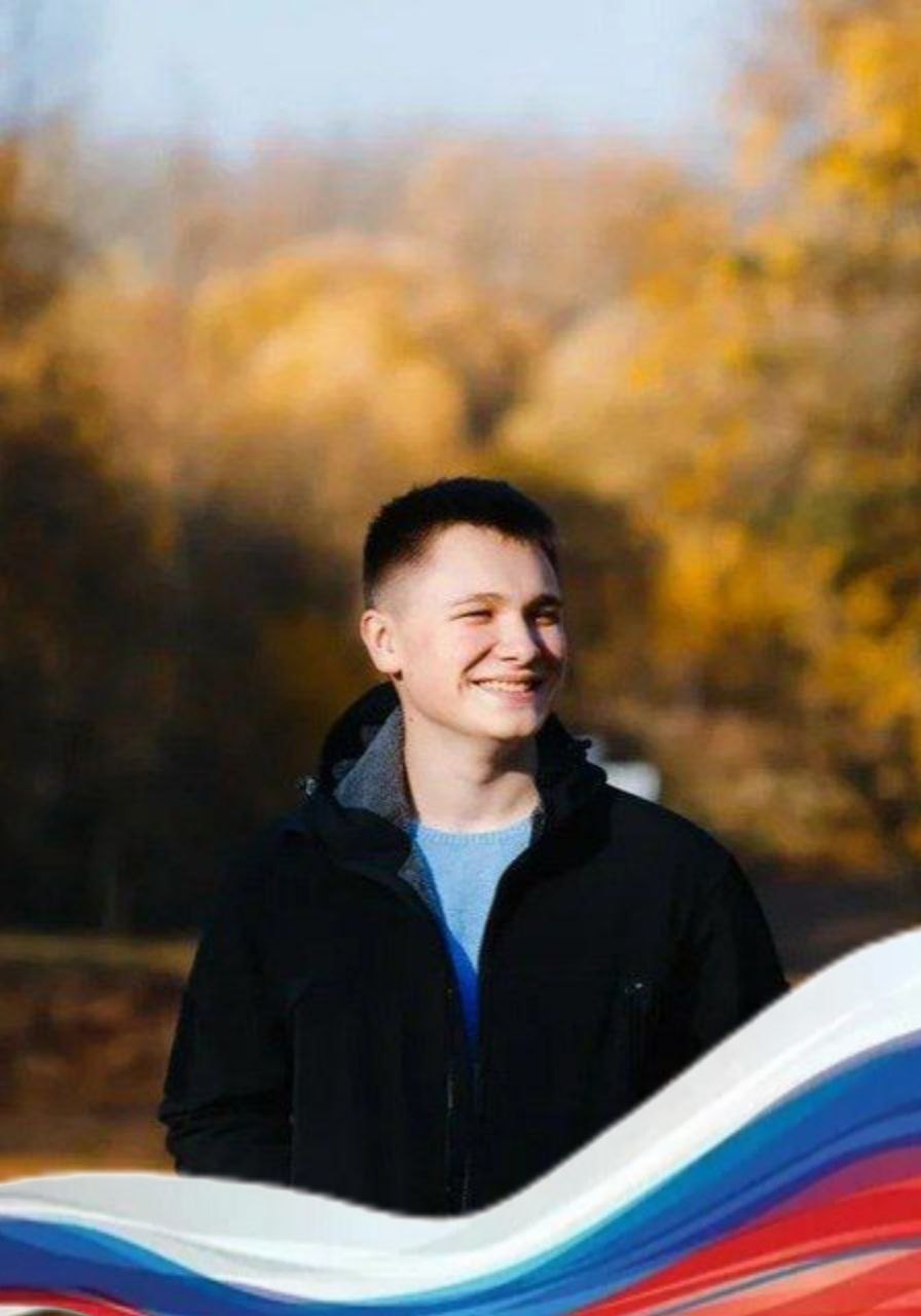 Егор Федотов - один из админов нашего чата. И именно он освещает события лучшего фонда "ЗОВ-Чувашия" на страничке "ВКонтакте". 